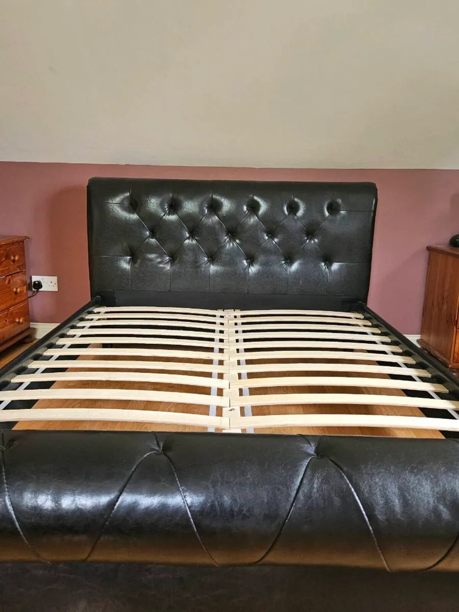 Double bed - Image 3