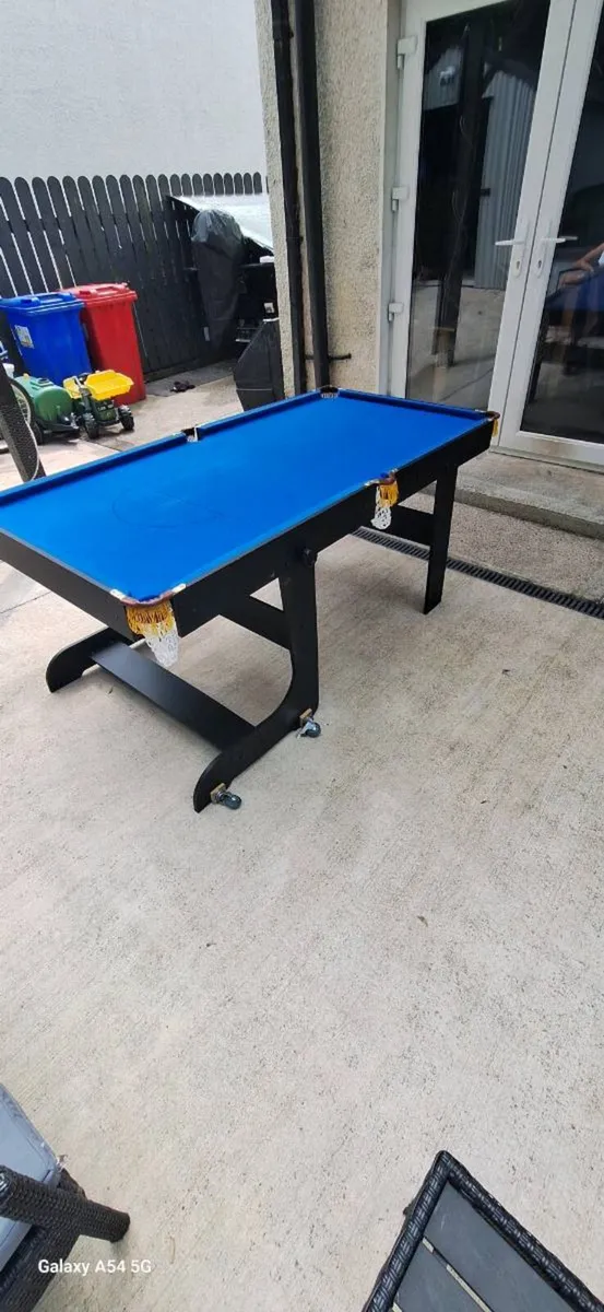 Pool table - Image 4