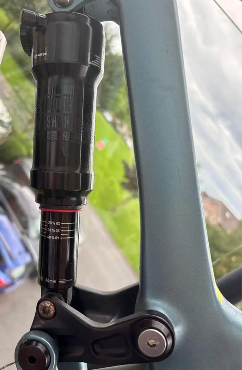 Mountain Bike - Image 2