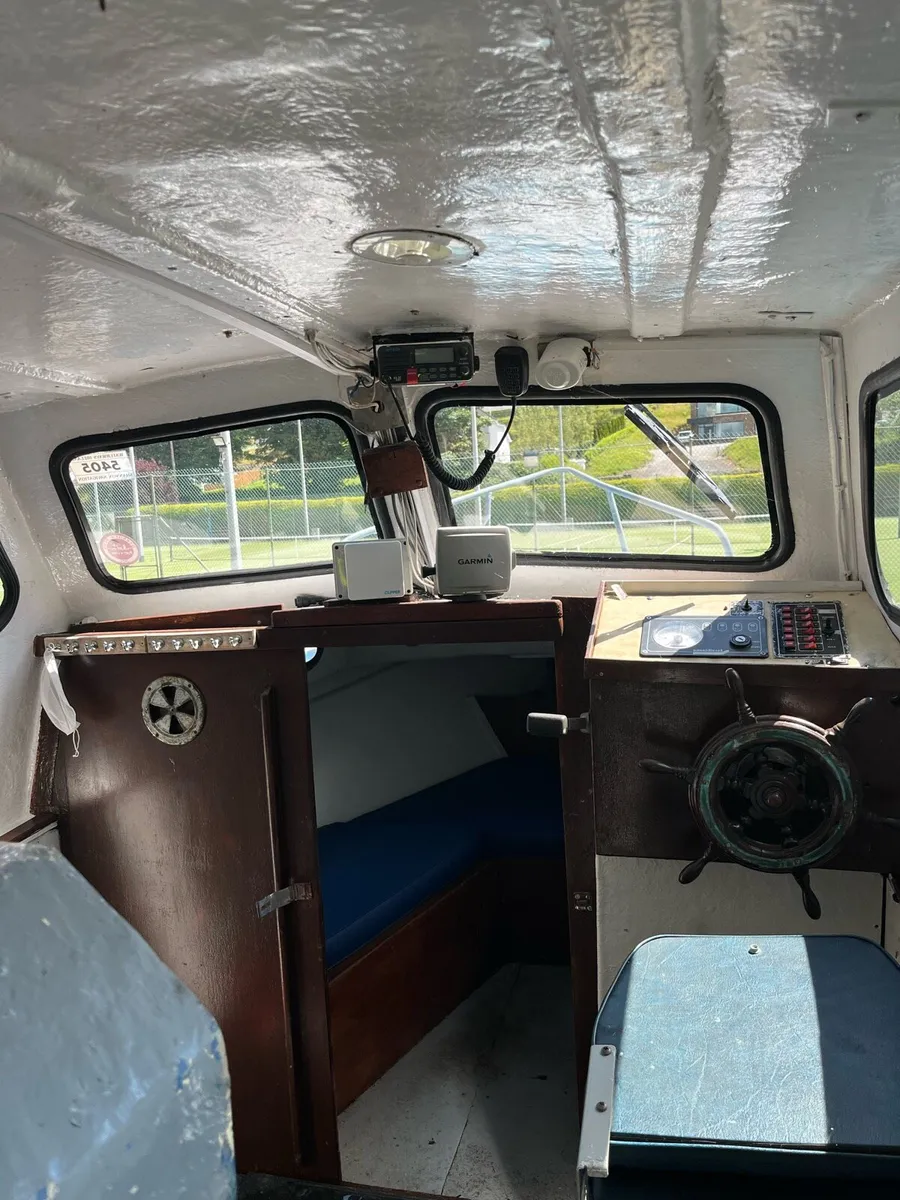 23ft Lee Fisherman - Image 4
