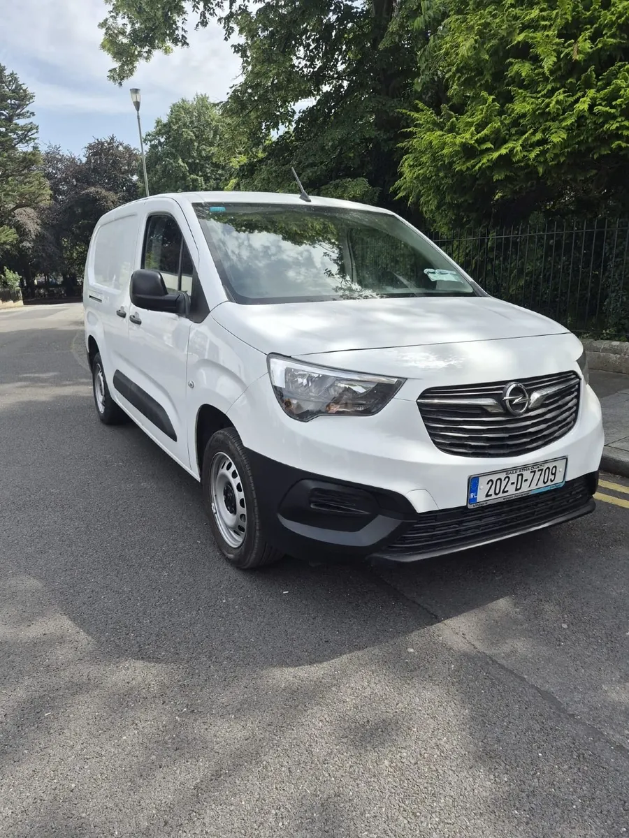 Opel Combo 2020 - Image 1