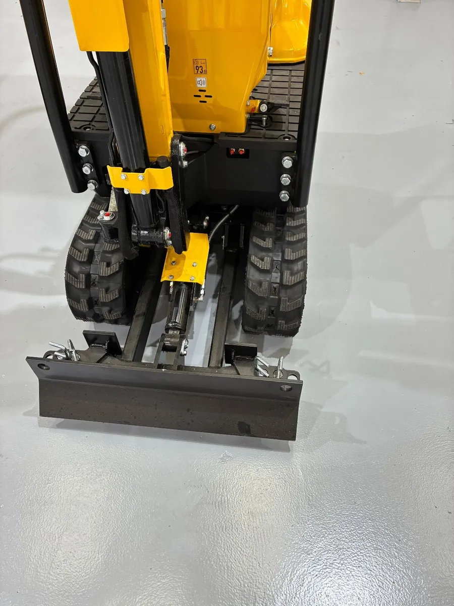 Buffalo Machines B-PRO 1000 Mini Digger - Image 3
