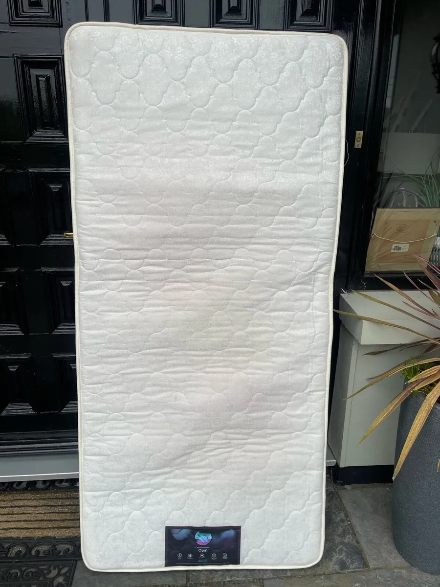 Very Clean Medium Thick Single Mattress - Deliver - Image 1