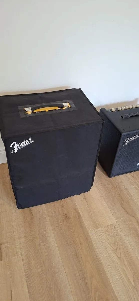 FENDER RUMBLE 200 W BASS COMBO AMPLIFIER- for sale - Image 2