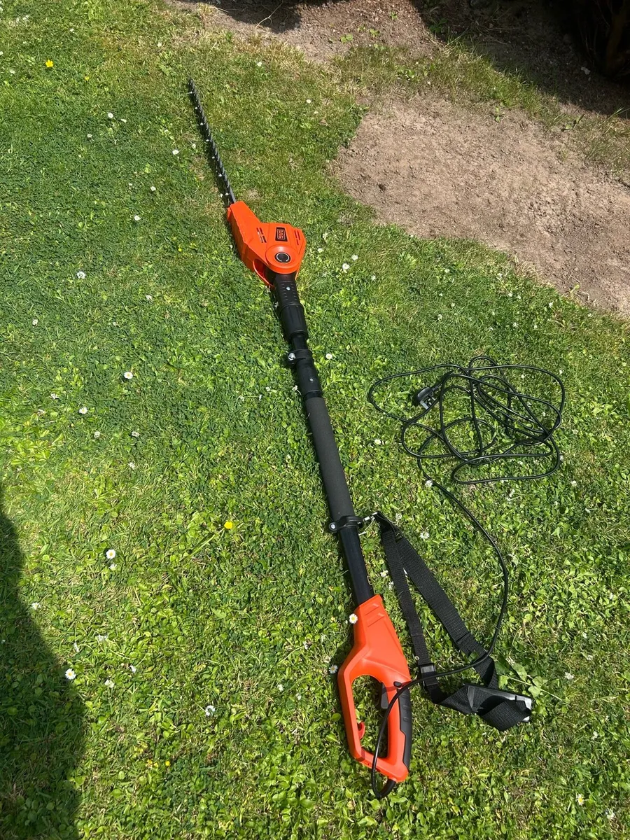 Black & Decker aPH5551 pole hedge trimmer cutter - Image 1