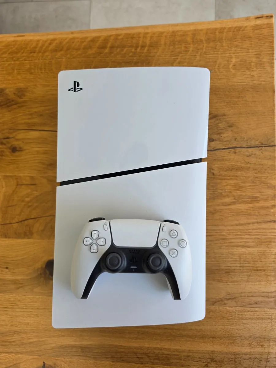 Playstation 5 - Digital Edition - Image 3