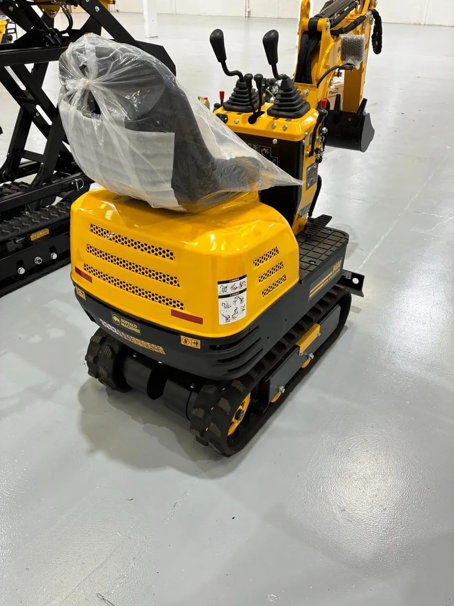 Buffalo Machines B600 Mini Excavator - Image 2