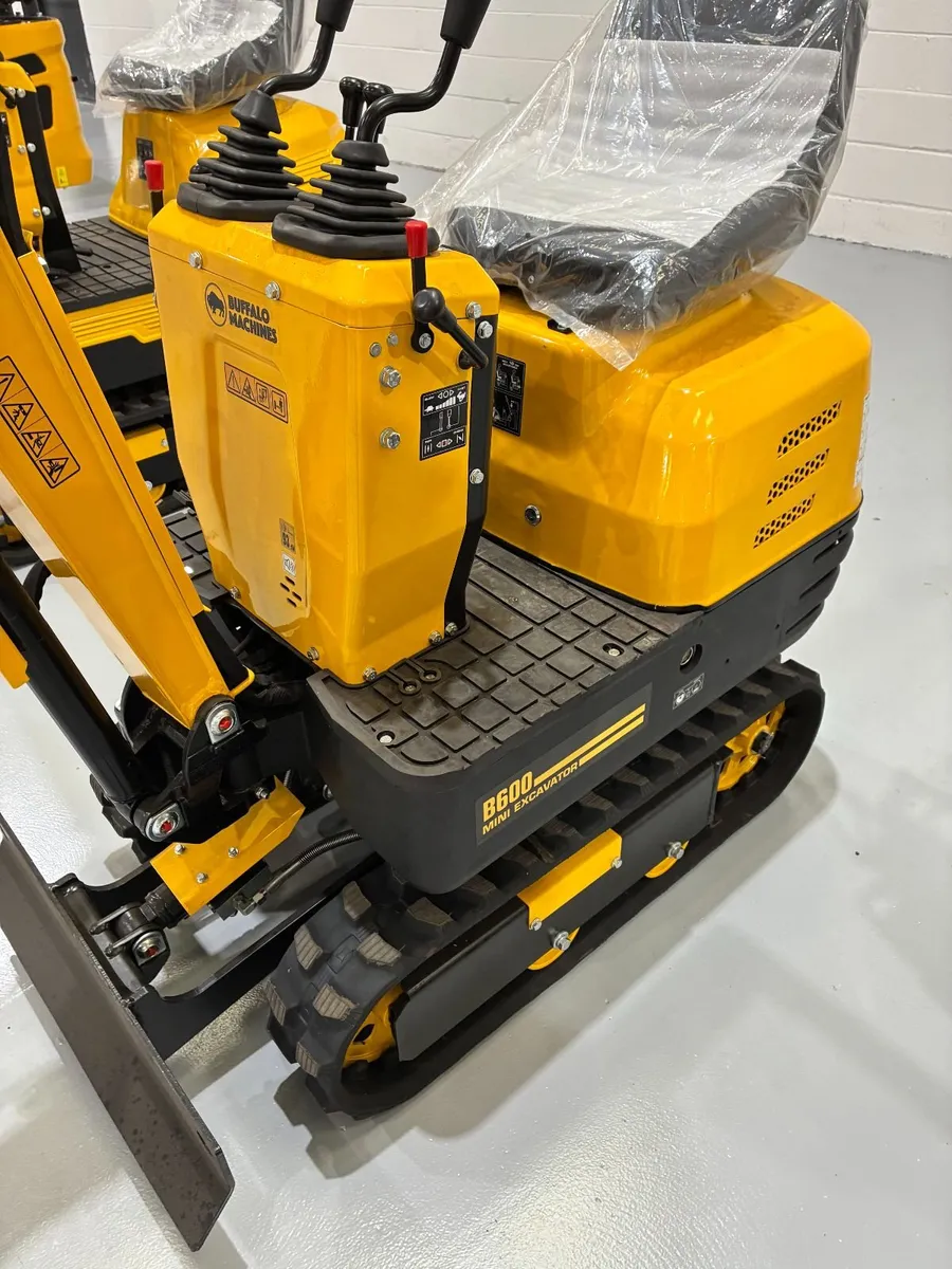 Buffalo Machines B600 Mini Excavator - Image 4