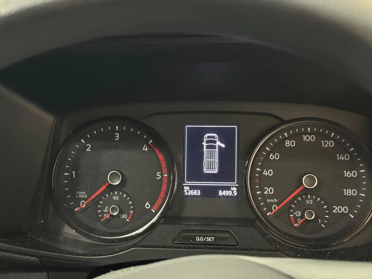 2023 Volkswagen Crafter 52,000km MWB - Image 2
