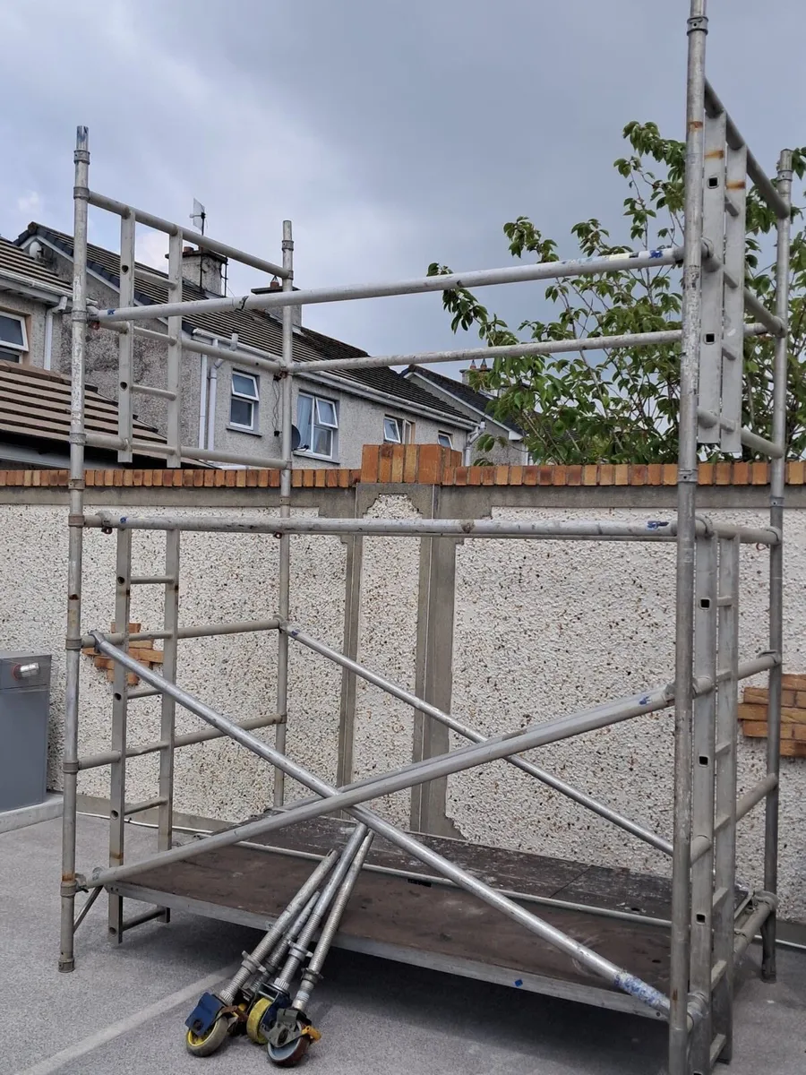 Scaffolding Towers - Image 1