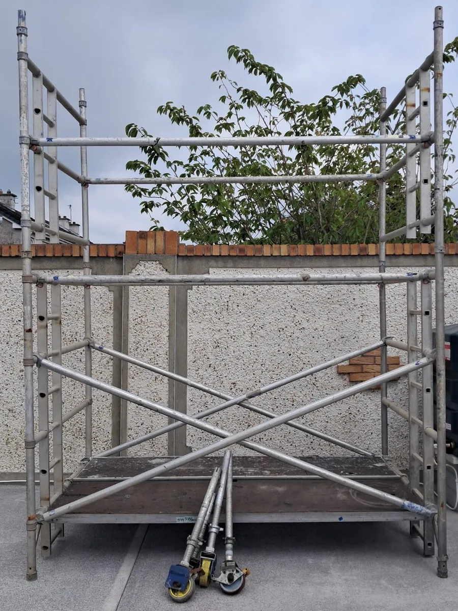 Scaffolding Towers - Image 4