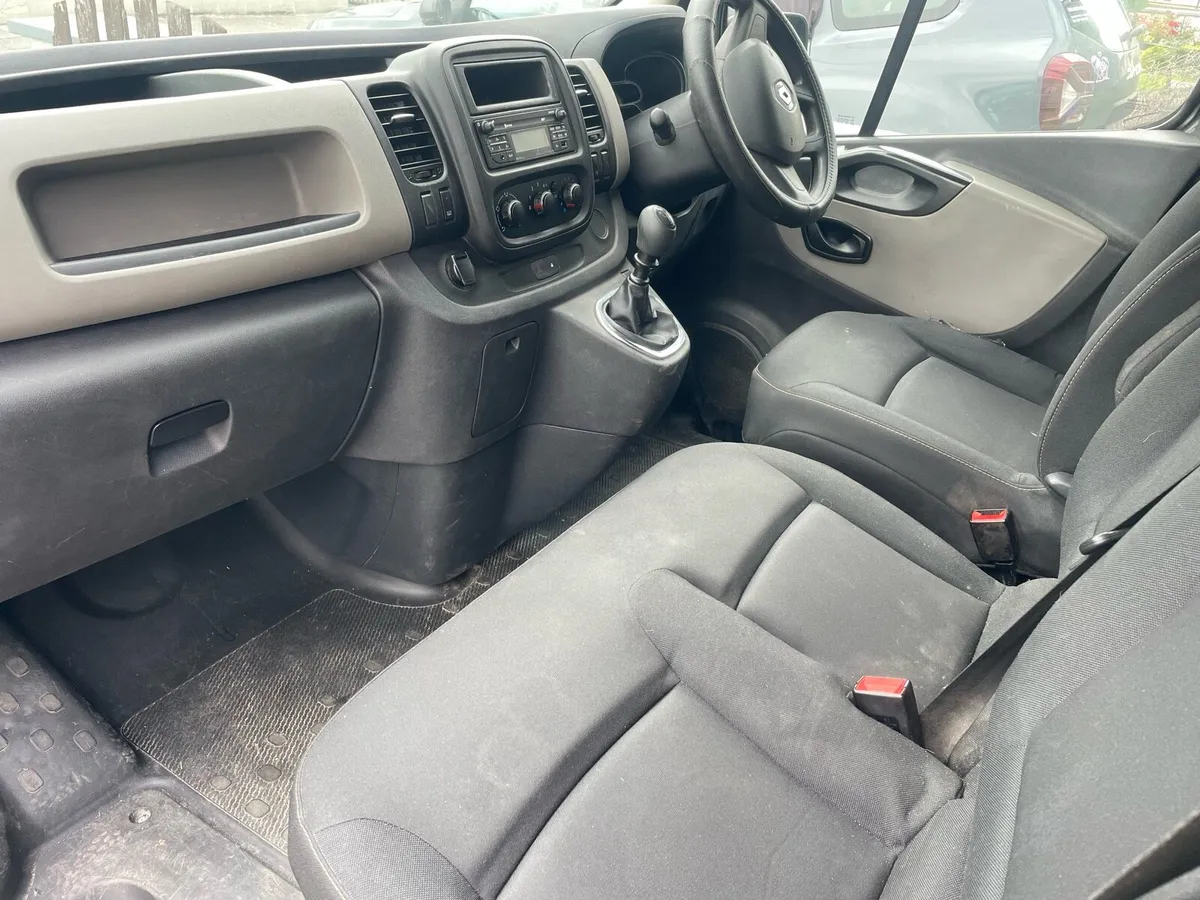 Renault Trafic 2019 Tested & Taxed - Image 3