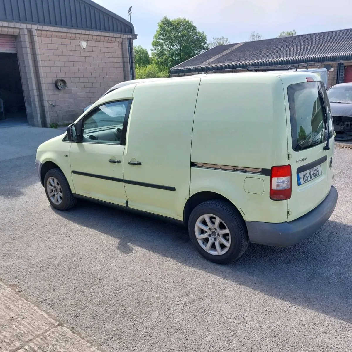 Vw caddy - Image 2
