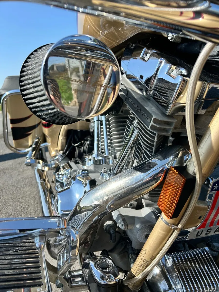 H-D Road King CVO 100th Anniversary - Image 3