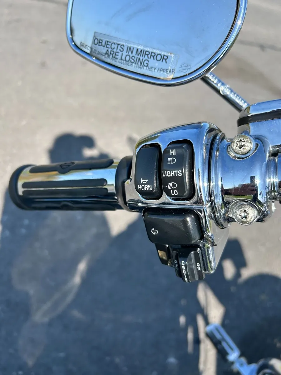 H-D Road King CVO 100th Anniversary - Image 2
