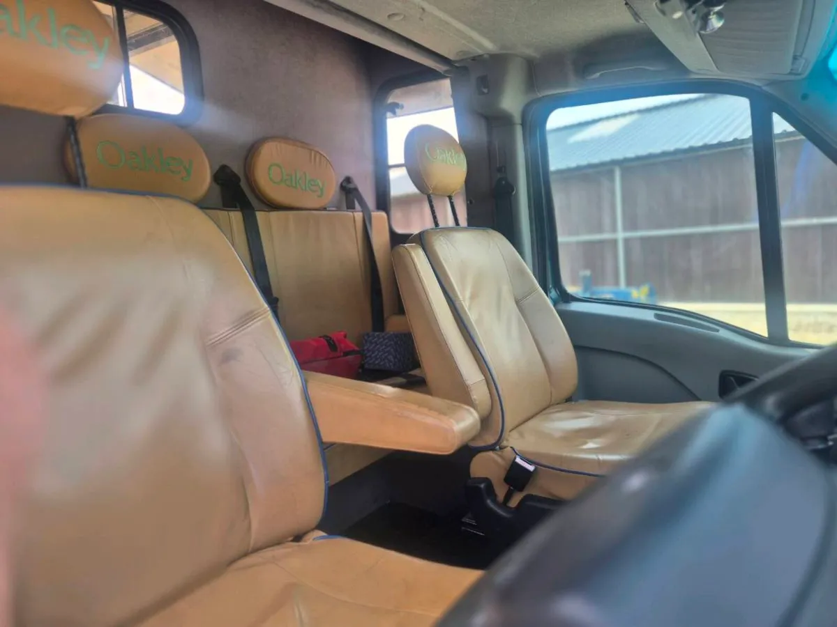 Oakly 3.5t Horse Van - Image 3