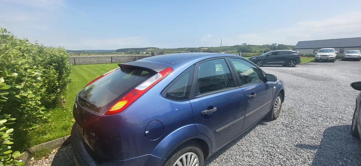 Car - Image 2