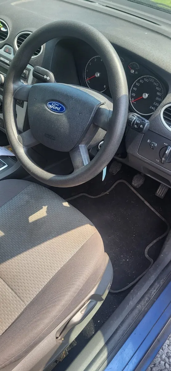Car - Image 3