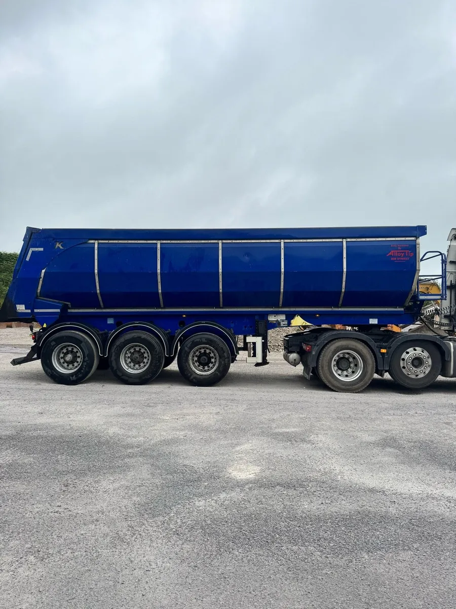 2020 Kassbohrer Insulated Tipping Trailer - Image 3