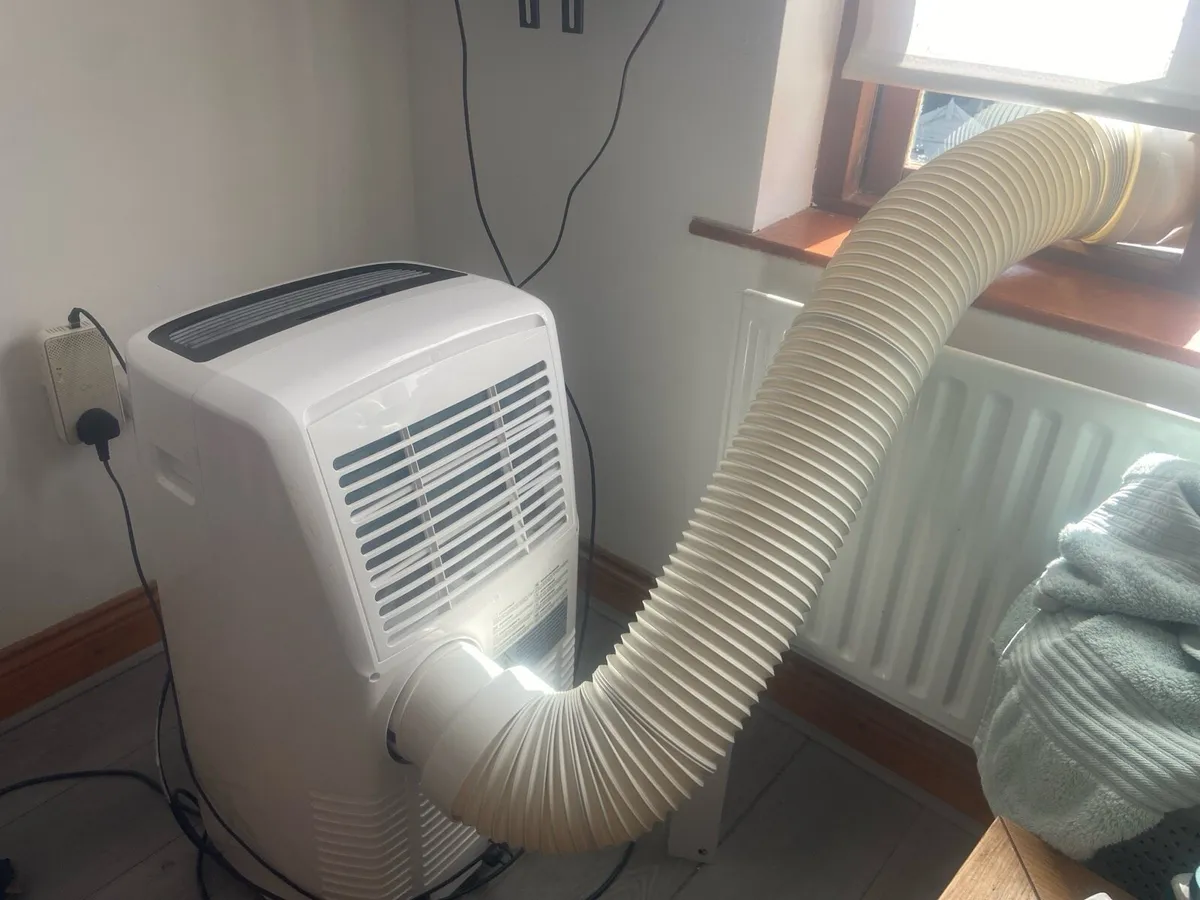 DeLonghi Air conditioner - Image 1