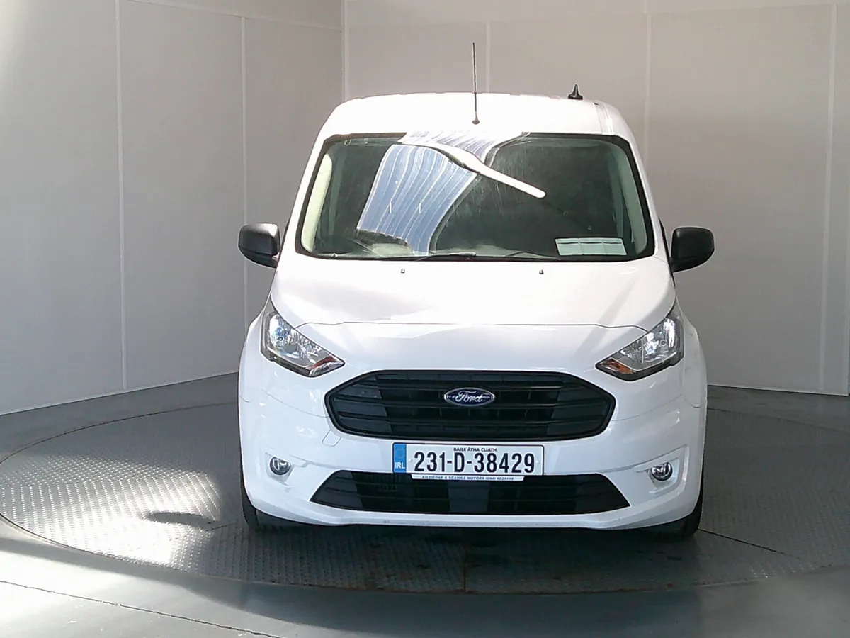 Ford Transit Connect 2023 - Image 2
