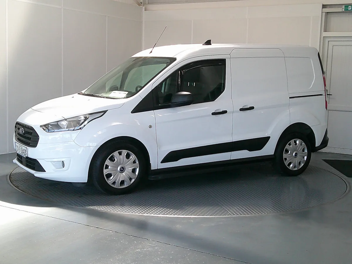 Ford Transit Connect 2023 - Image 3