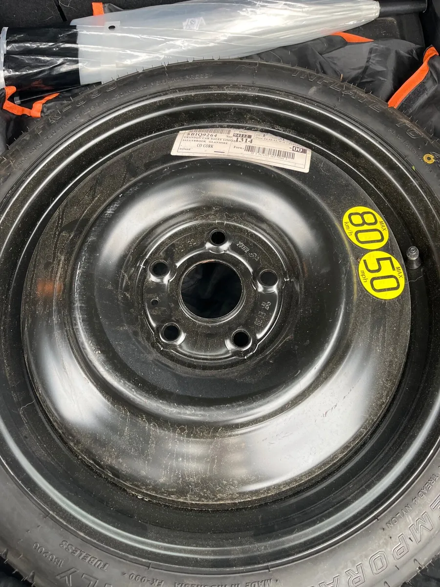 Toyota Corolla spare wheel - Image 1
