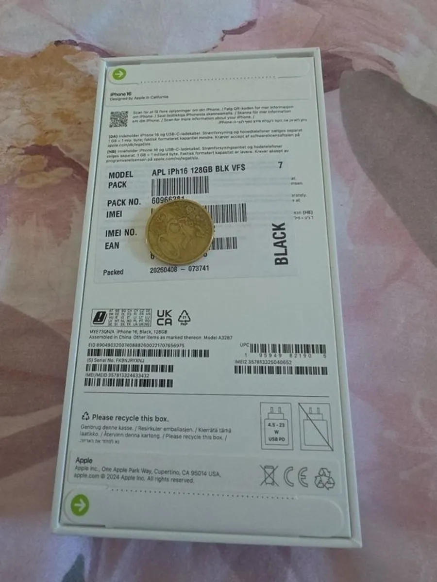 Apple iPhone 16, 128GB, black. - Image 2