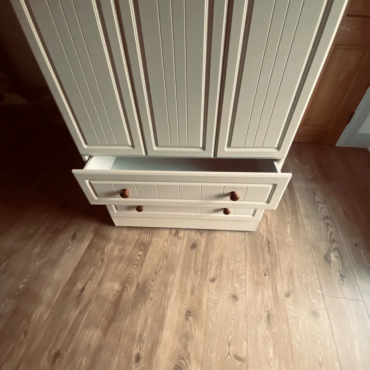 Wardrobe - Image 3