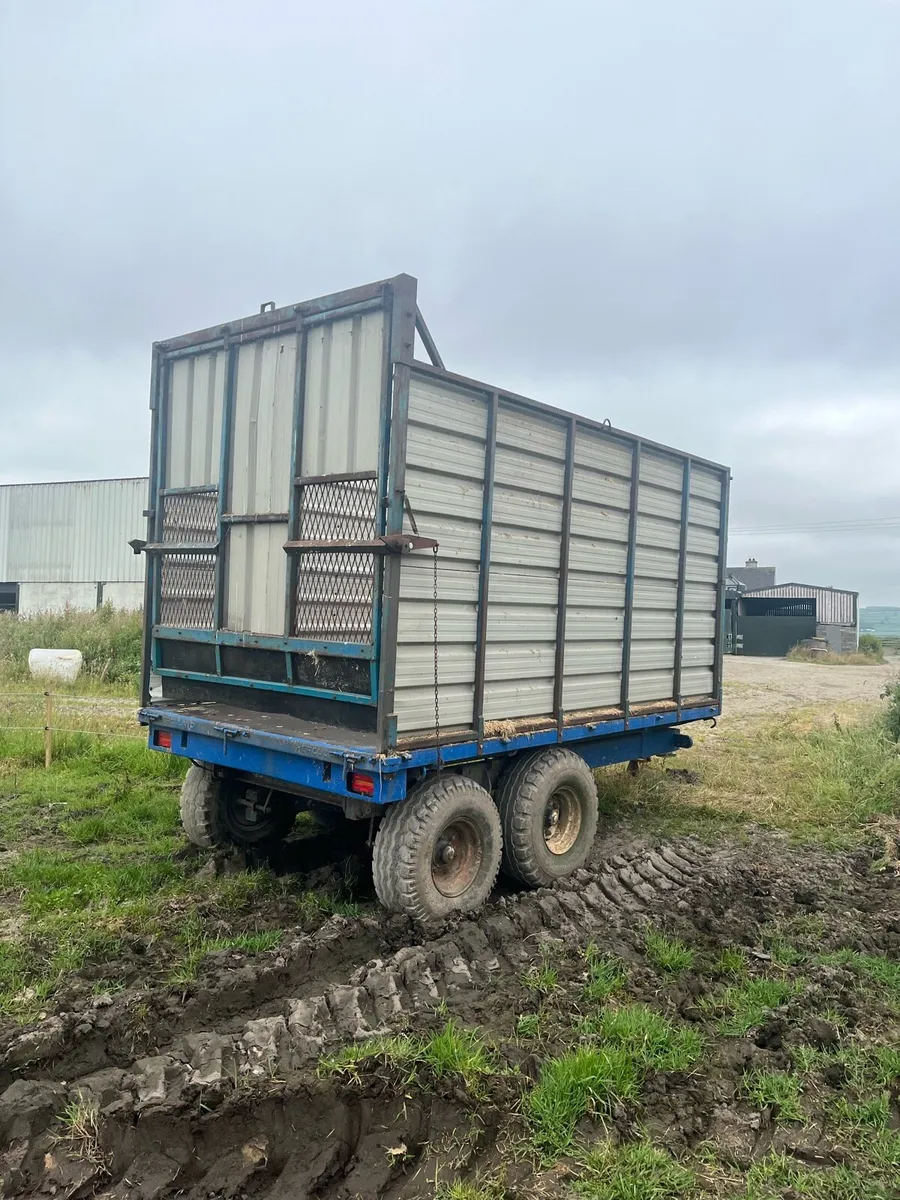 Silage trailer - Image 1