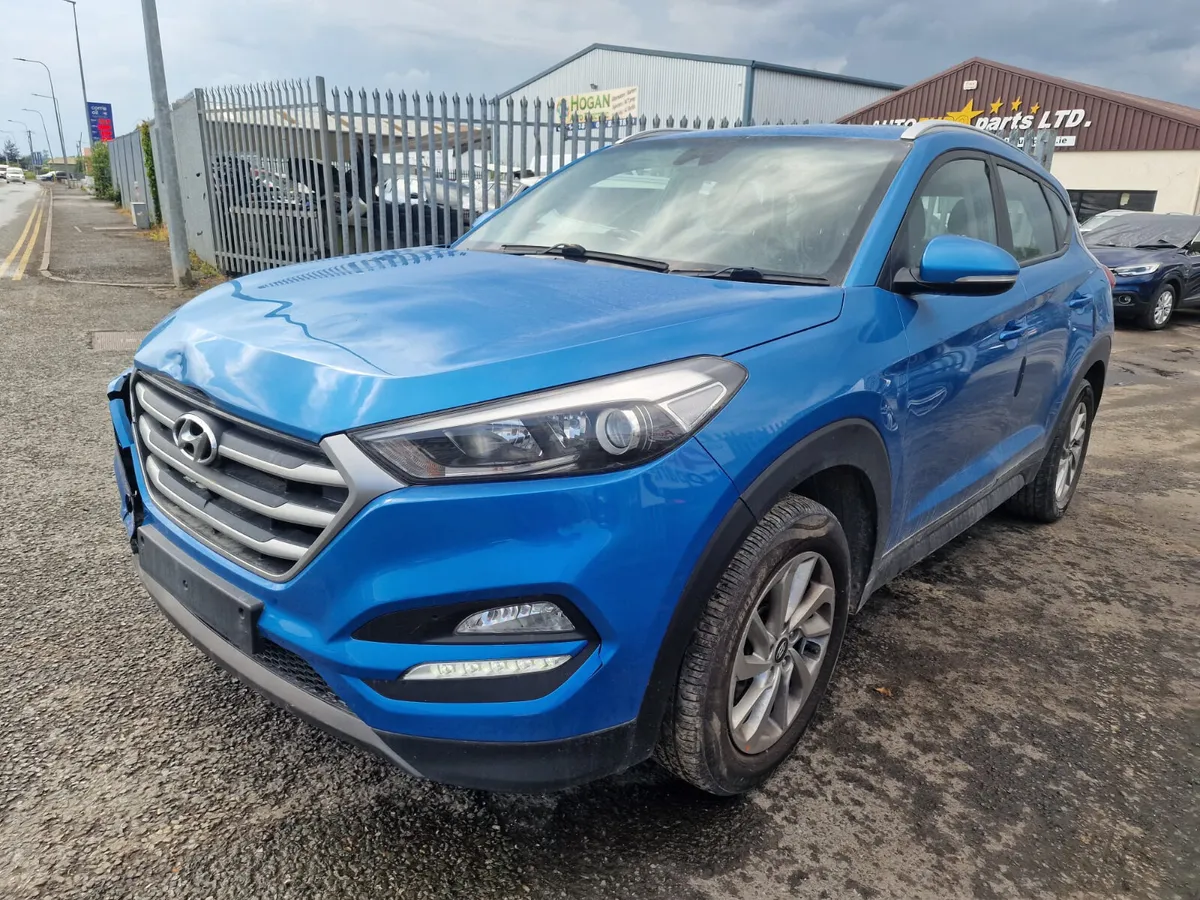 2016 HYUNDAI TUCSON 1.7CRDI MANUAL FOR BREAKING - Image 1