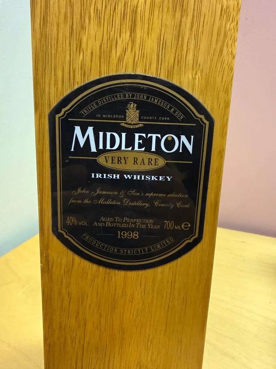 Midleton Very Rare Irish Whiskey.  1998. - Image 3