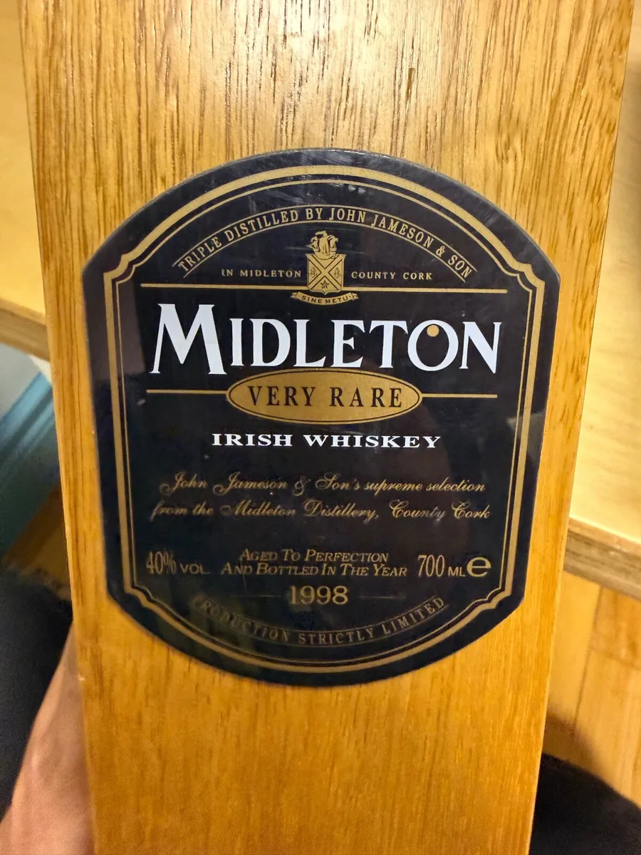 Midleton Very Rare Irish Whiskey.  1998. - Image 1