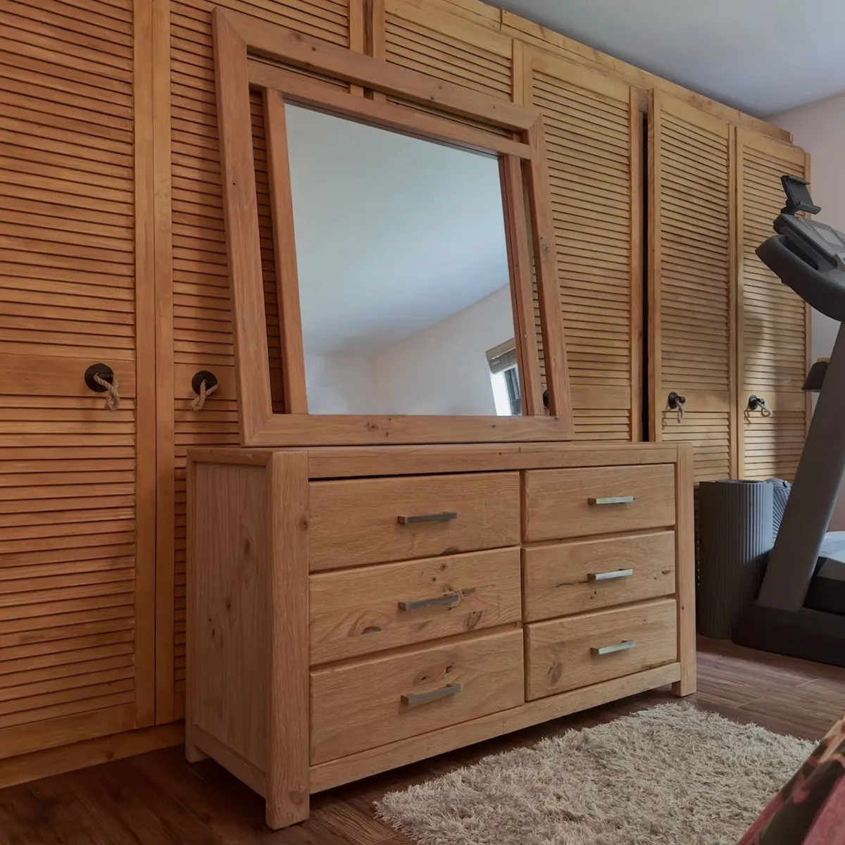 Solid Wood Dressing Table with Huge Mirror - Image 1