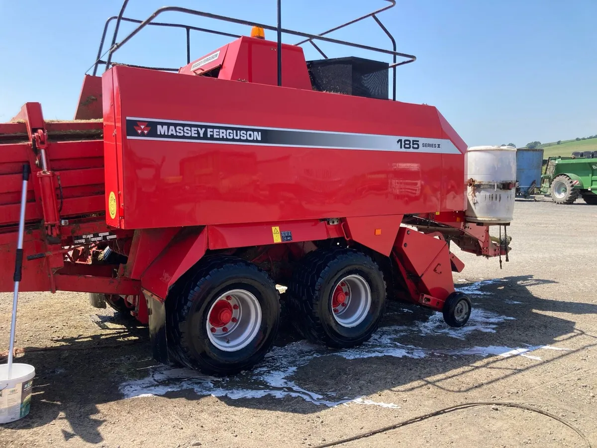 Massey 185” square Baler - Image 2