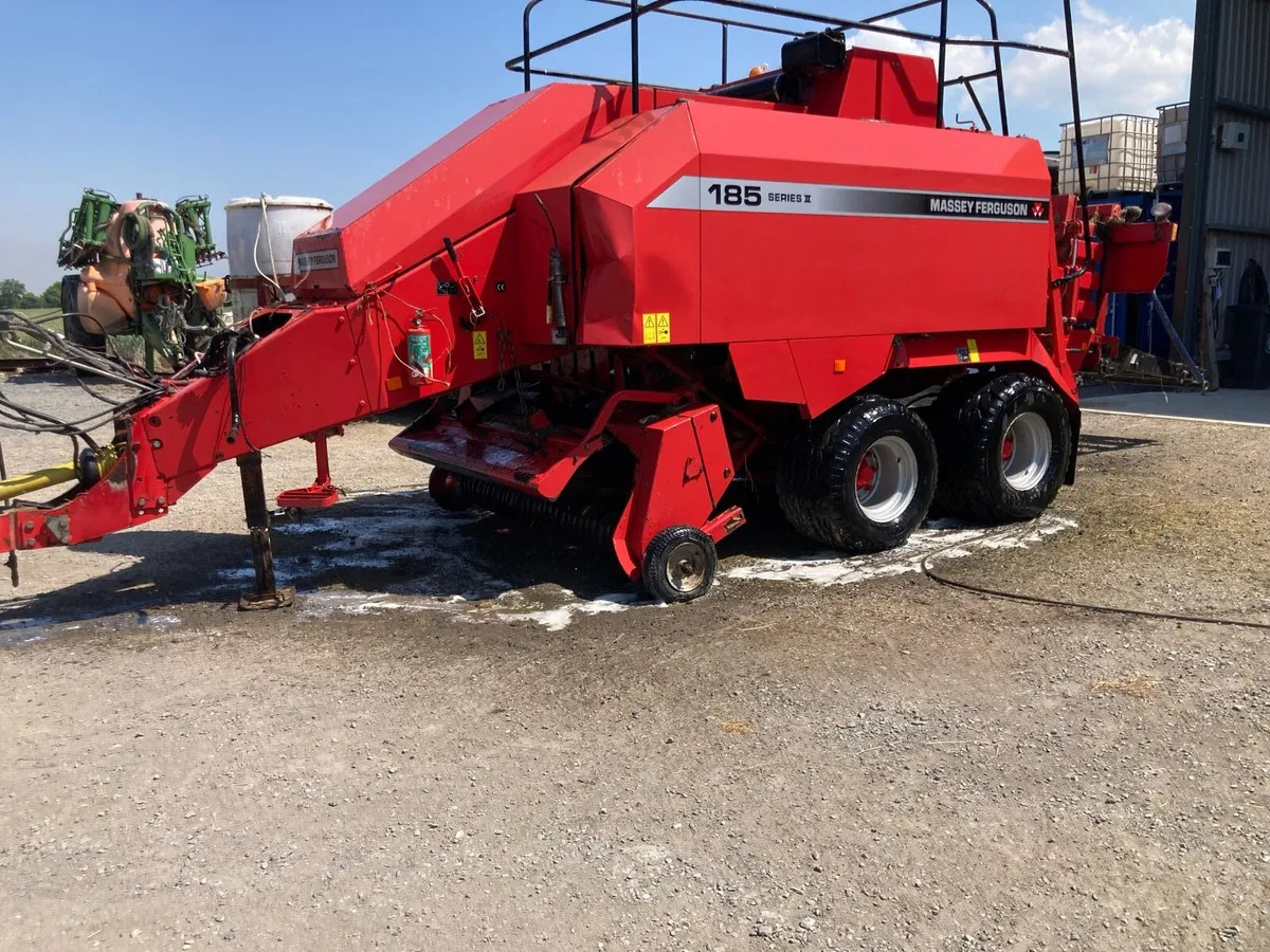 Massey 185” square Baler - Image 3