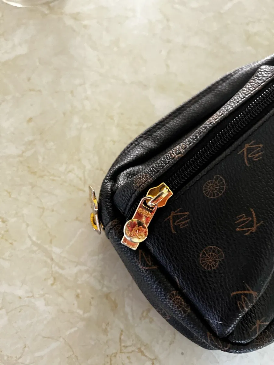 Kenzia  bum bag - Image 3