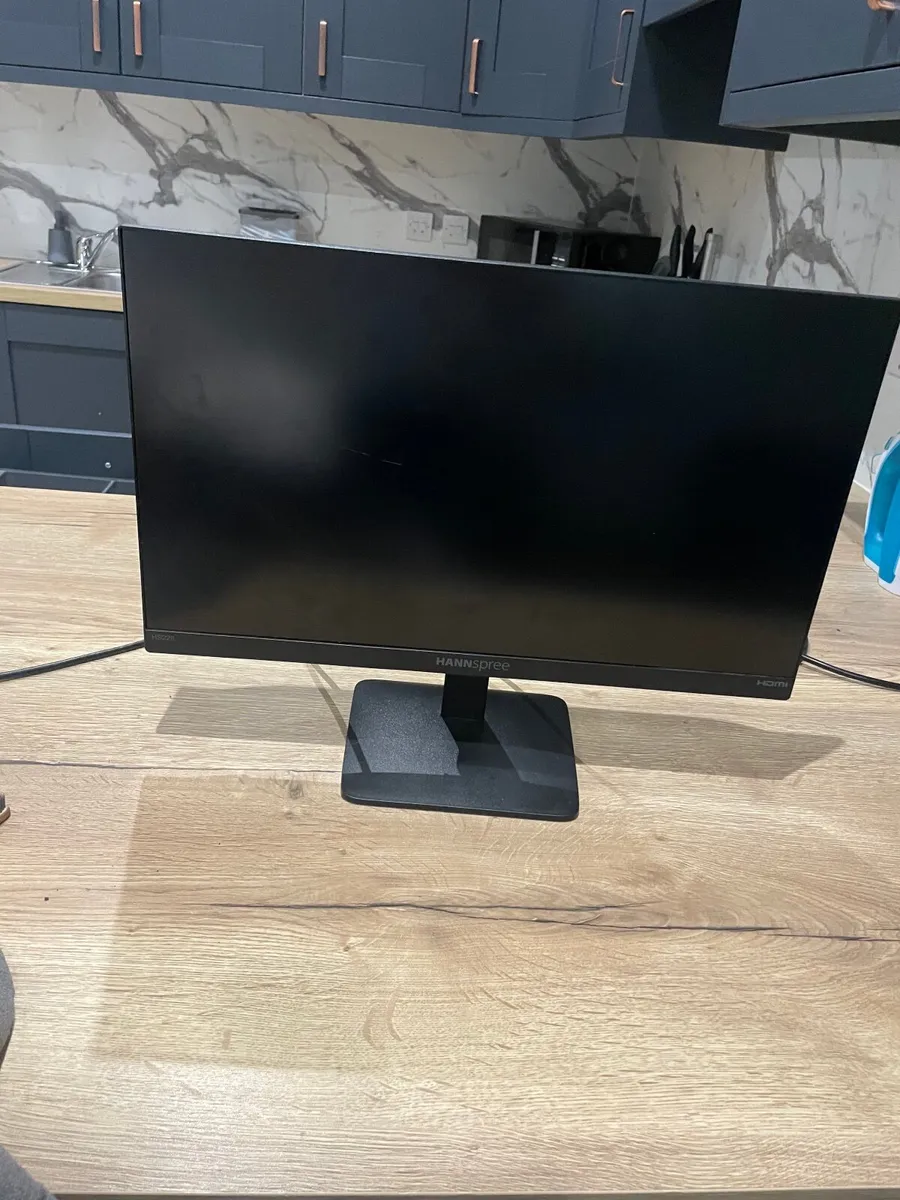 HANNSPREE 21.5" Full HCD LED Monitor - Quick Sale - Image 3