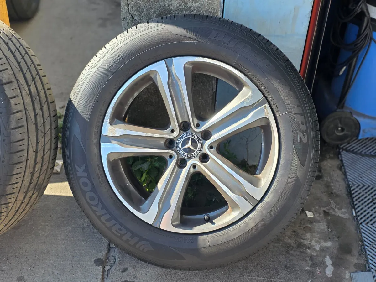 #82 Genuine Mercedes 18" Alloys 5X112 - Image 1