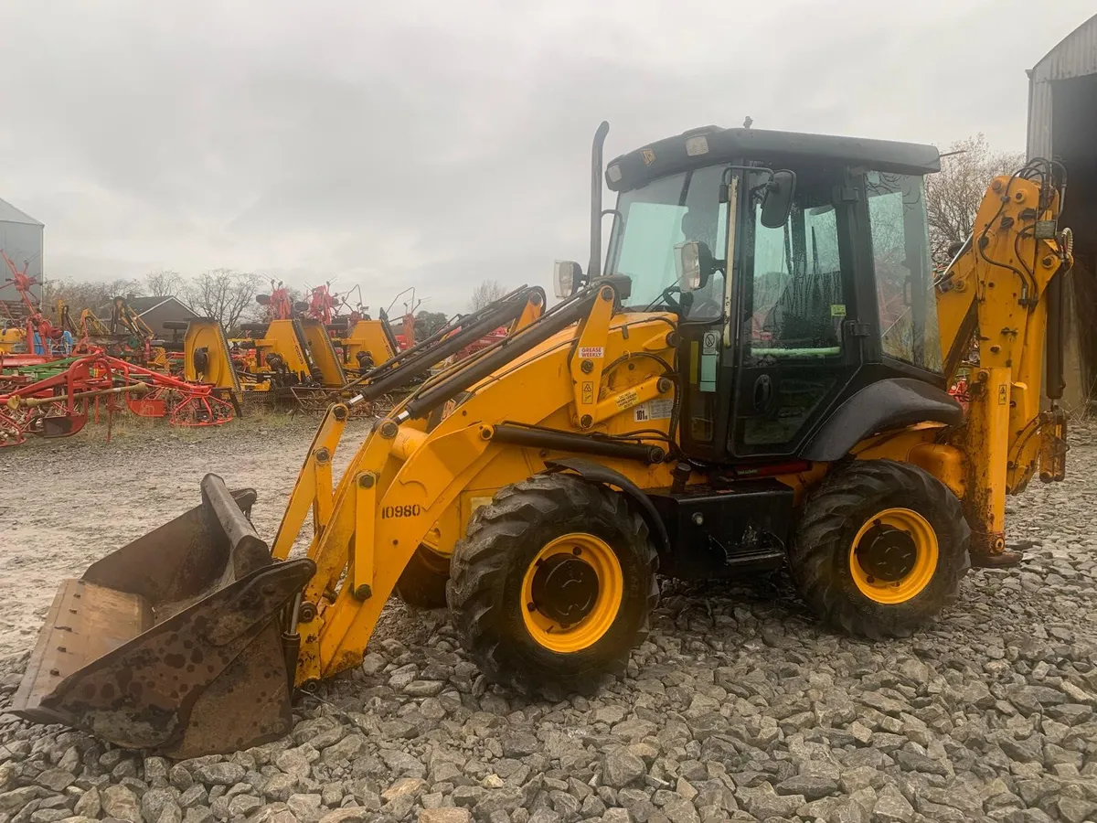 JCB 2CX BACKHOE (2013) - Image 2