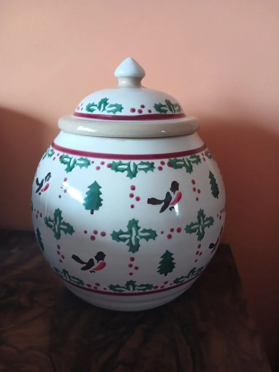 Nicholas Mosse Cookie Jar - Image 1