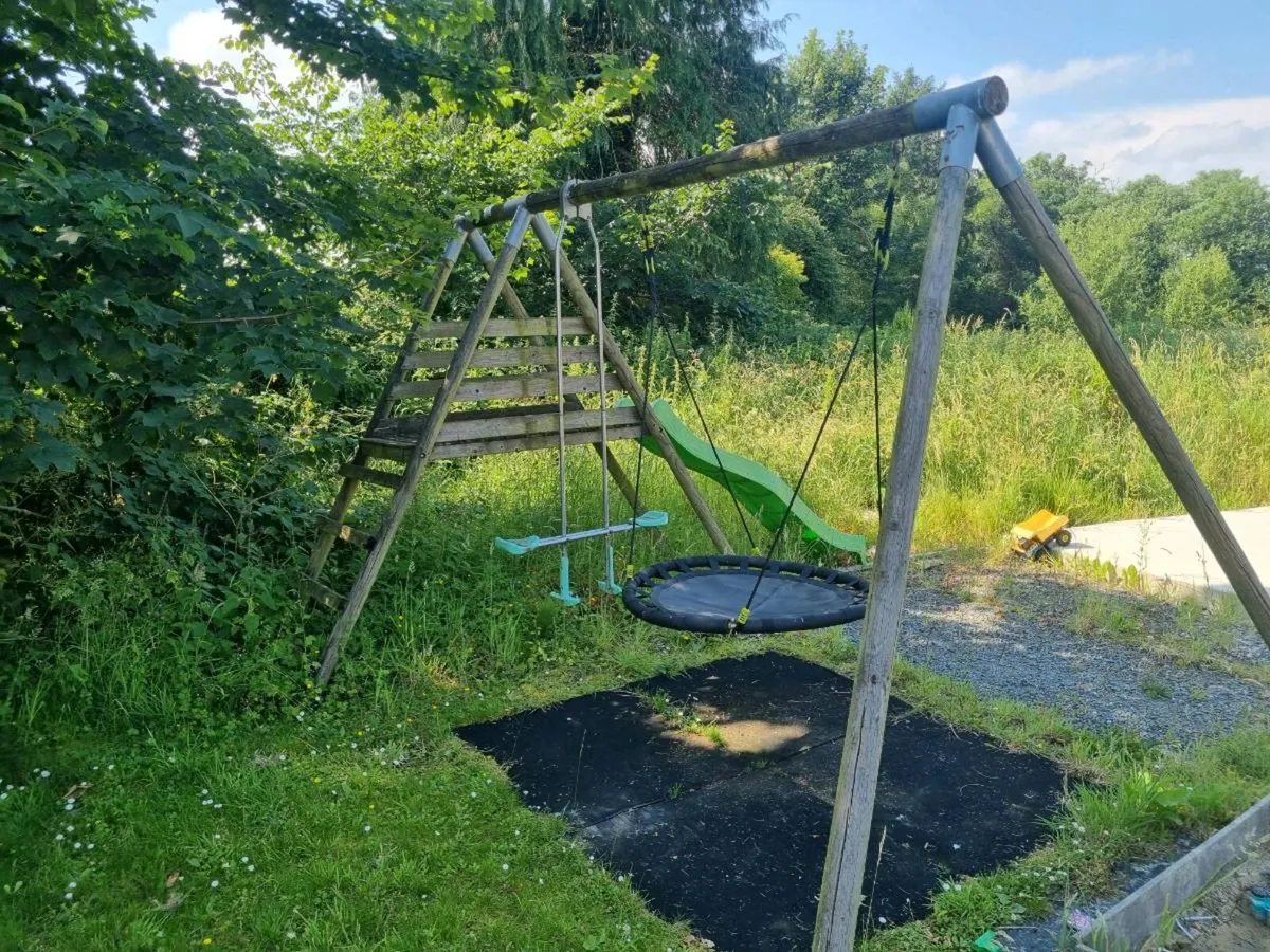 SWING & SLIDE SET - Image 1