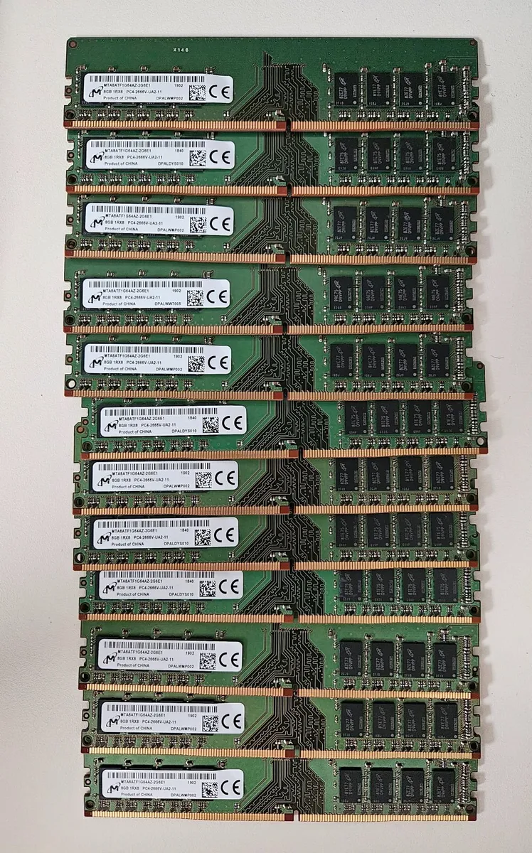 Micron 8GB 1RX8 PC4-2666V-UA2-11 MTA8ATF1G64AZ-2G6 - Image 1