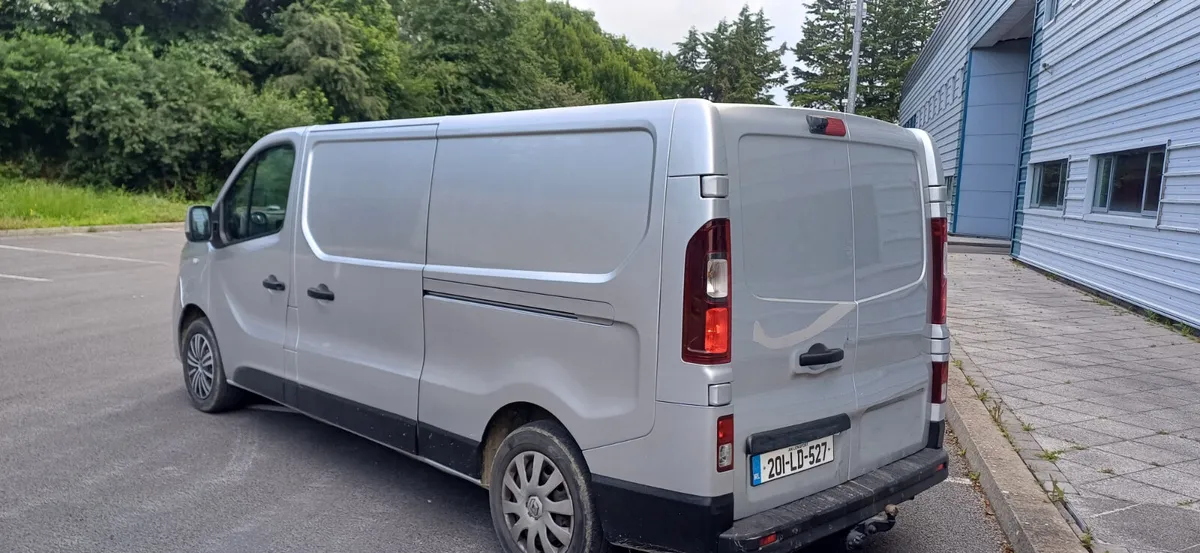 Renault Trafic 2020 NEW TEST 1 YEAR TAX - Image 4