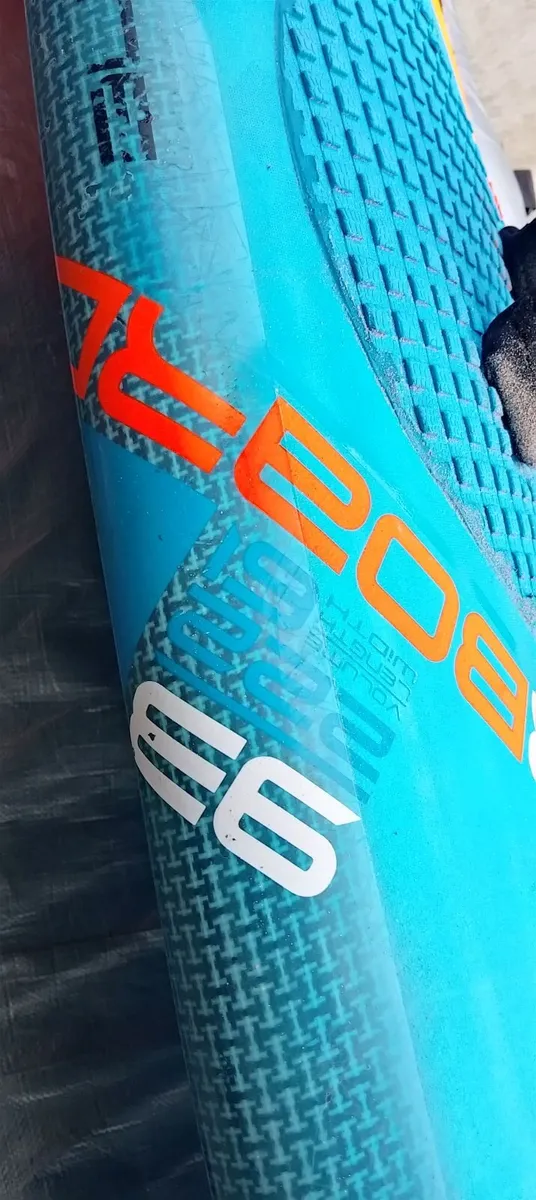 Windsurf Board - Starboard Air 93, K2 Tri fins - Image 4