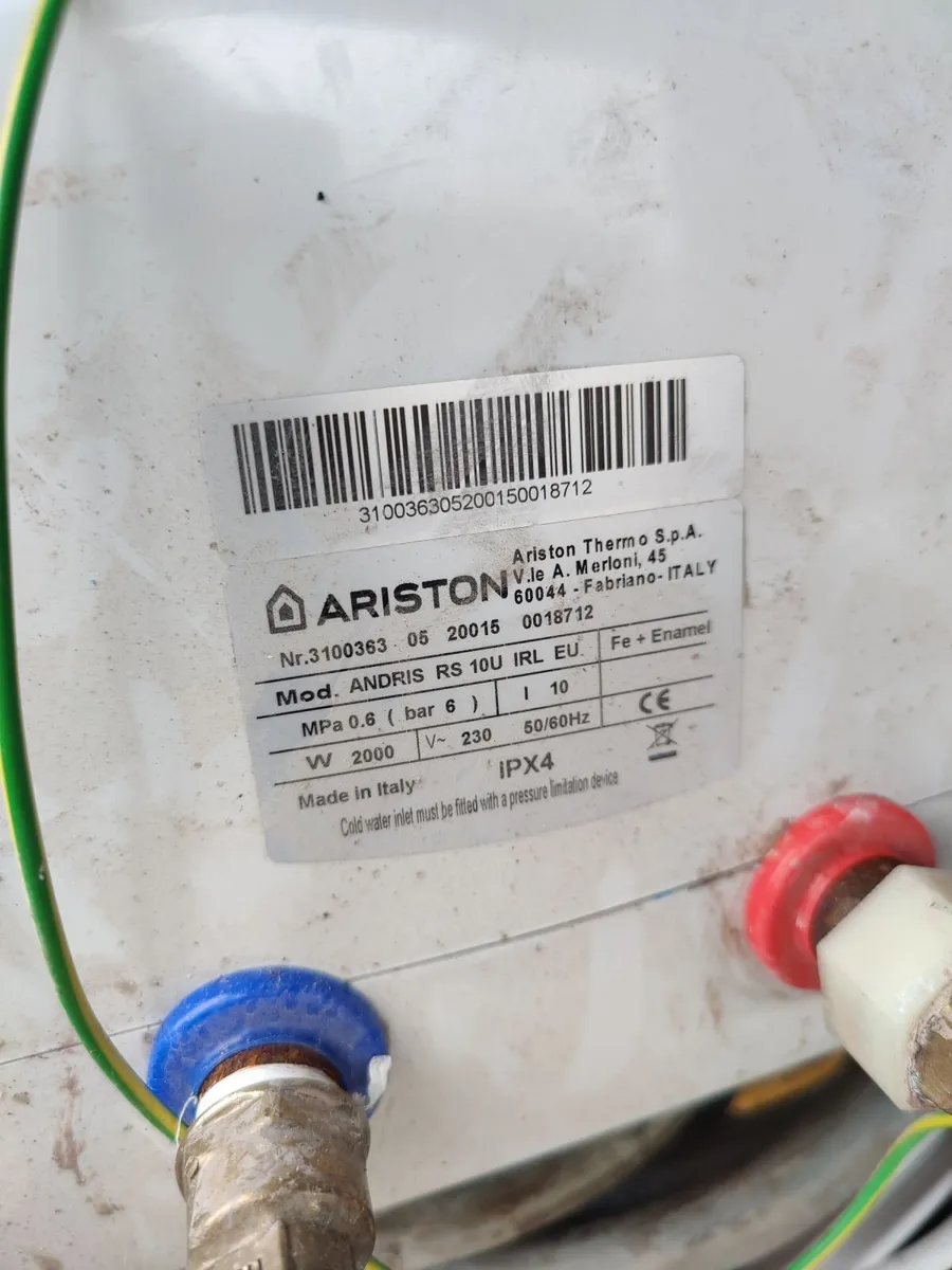 Ariston water heater - Image 1