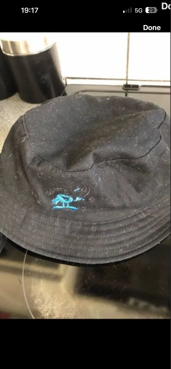 Mens hat one size €5 - Image 1