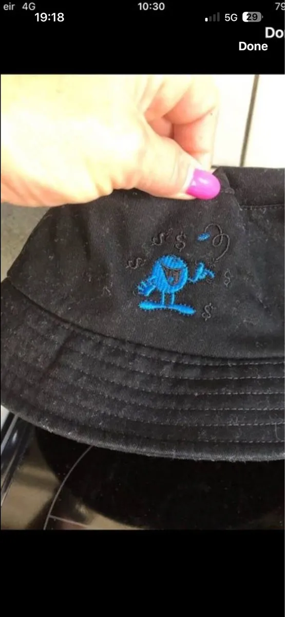 Mens hat one size €5 - Image 3