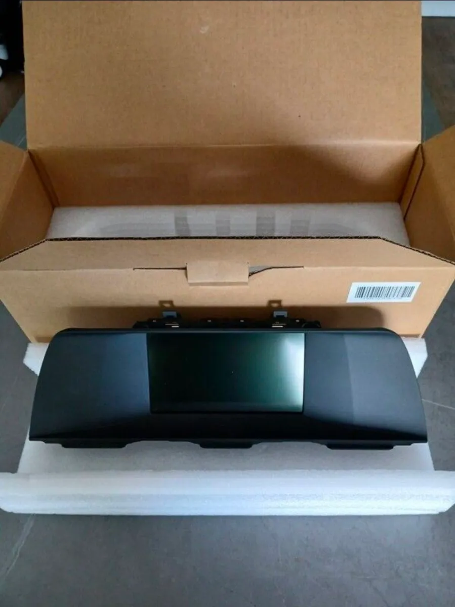 BMW F10 screen - Image 2