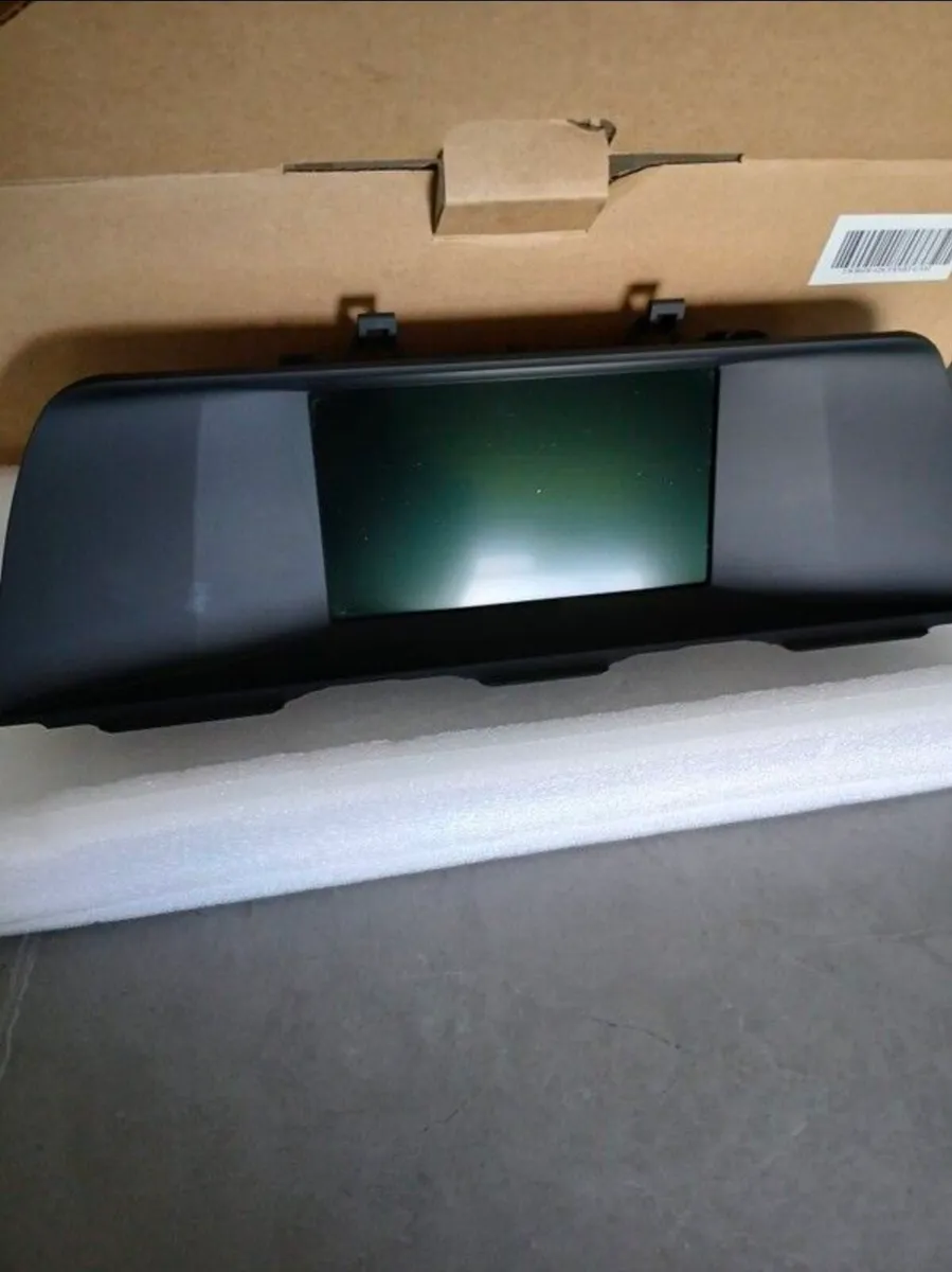 BMW F10 screen - Image 1